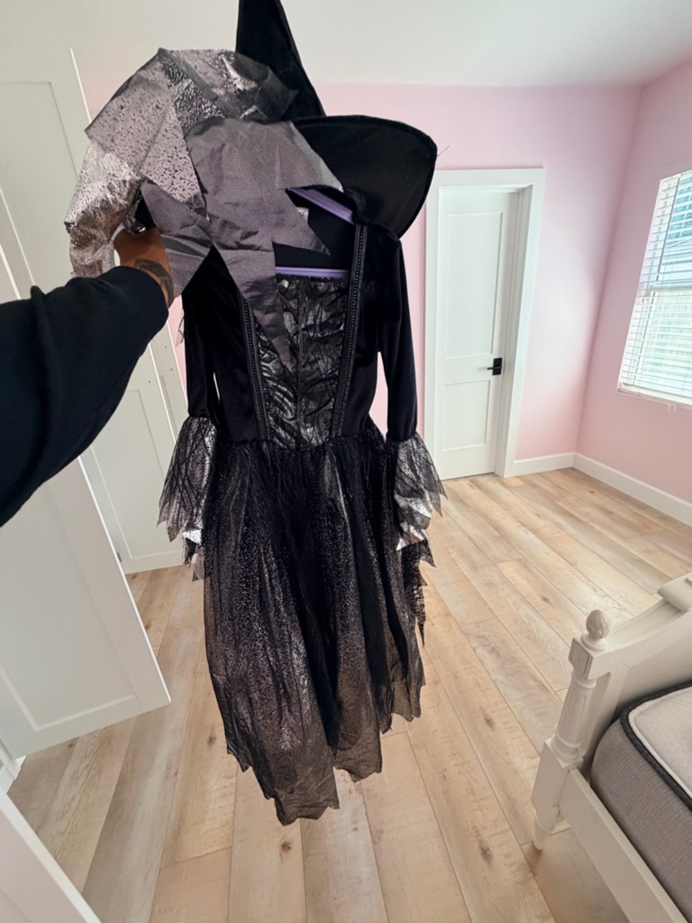 Girls size 8-9 Spirit Halloween Black Witch Costume Dress with Hat